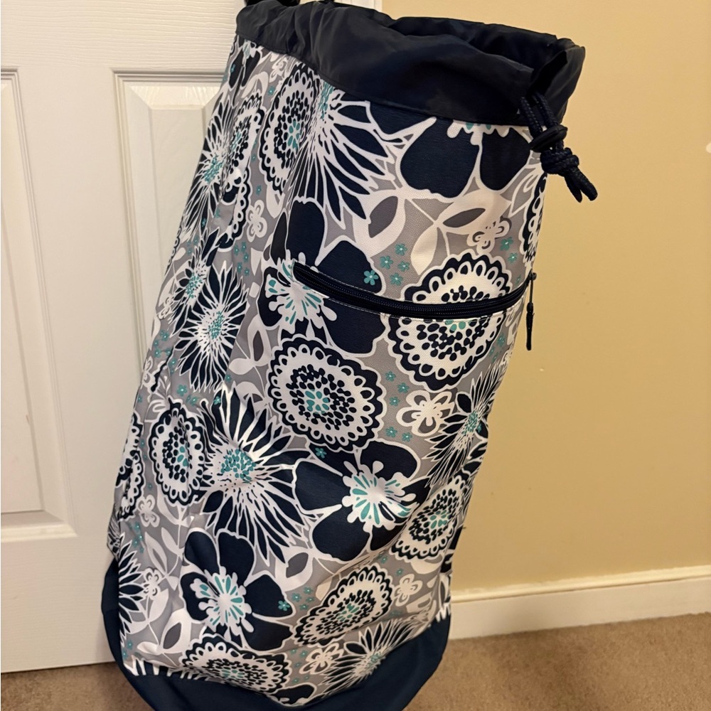 Thirty-One Floral Laundry Tote Bag - Navy and Teal